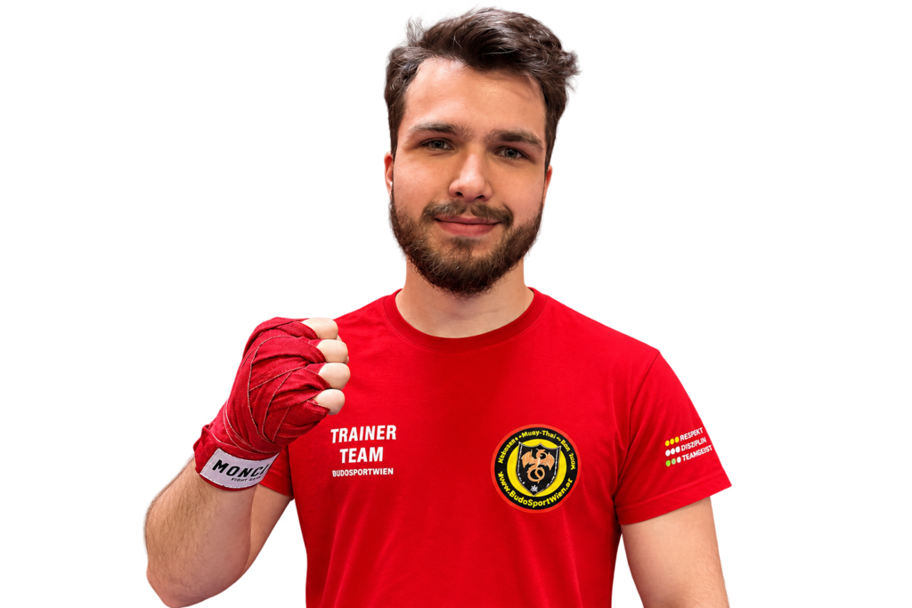 Muay-Thai-Co-Trainer Michail bei Budo Sport Wien